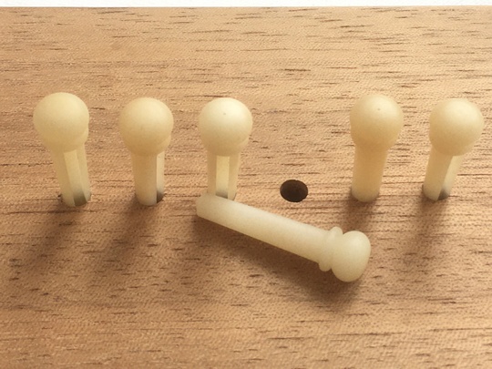 Bone, 3 degree, slotted, no dot