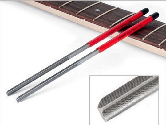 Concave fret end file, medium
